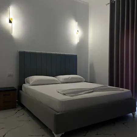 Appartement Xhefri's *