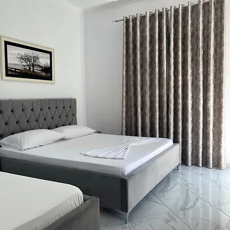 Xhefri's Apartment Vlore