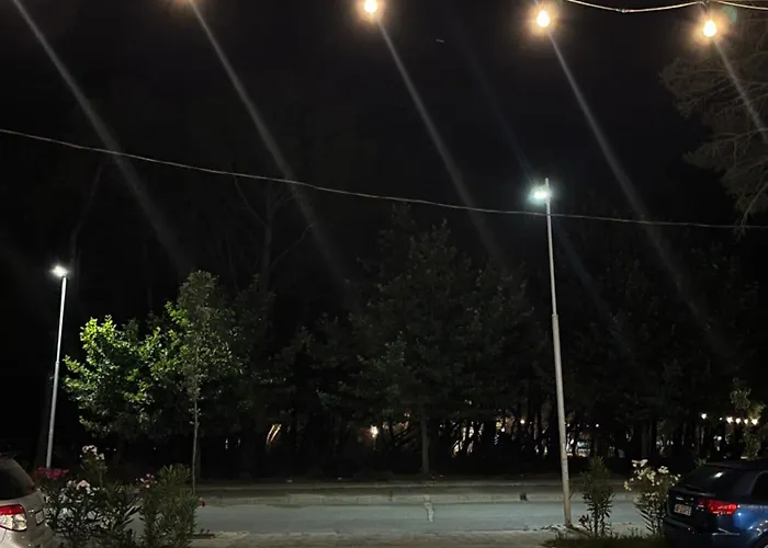 Xhefri's Apartmán *